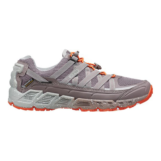 New Arrivals Keen Women's Versatrail Waterproof Shark