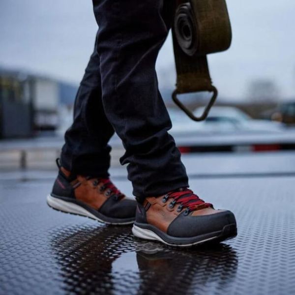 Keen Outlet Men's Red Hook Waterproof Boot (Carbon-Fiber Toe)-Tobacco/Black