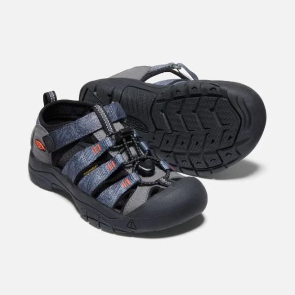 Keen Outlet Big Kids' Newport H2-Steel Grey/Black